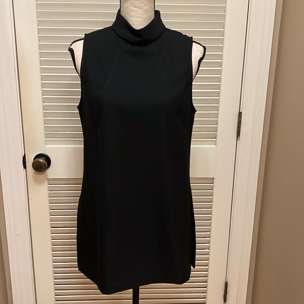 Trina Turk Tunic, Sleeveless, Turtleneck in Black, Size 6, EUC